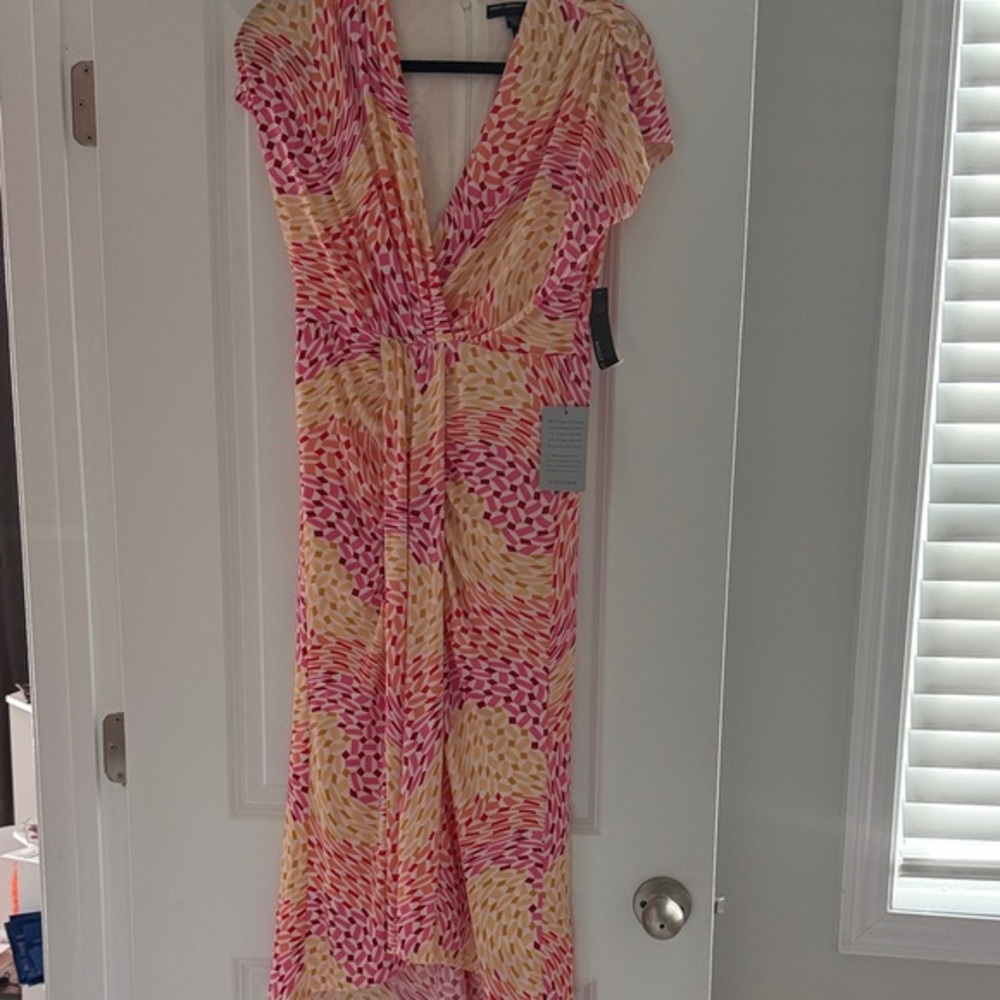 NWT Maggy London Short Sleeve High Low Dress